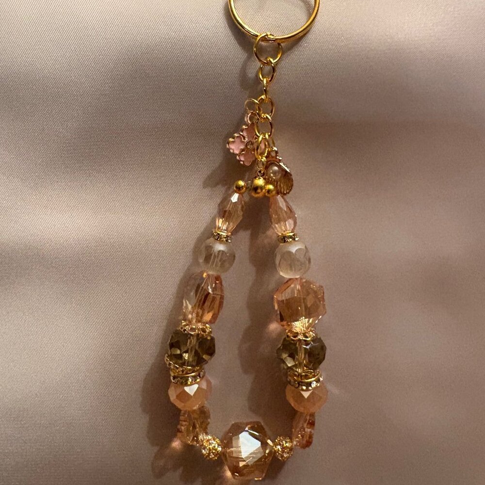 Golden Blush Keychain - Picture 5 of 5